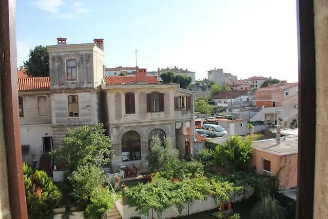 Excellent City Apartment In Antic Pula Croatia