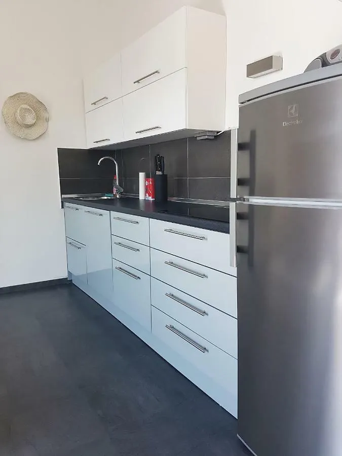 Excellent City Apartment In Antic Pula Croatia